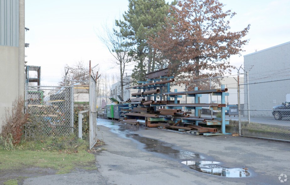 More Photos Of 7521 Vantage Way, Delta Manufacturing For Lease
