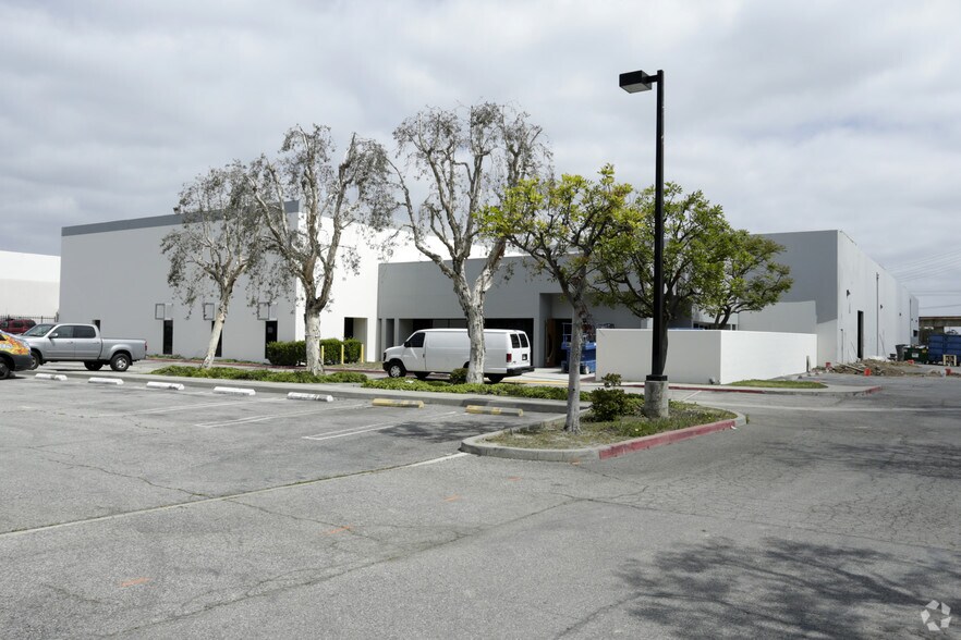 Primary Photo Of 18502 S Laurel Park Rd, Compton Warehouse For Lease