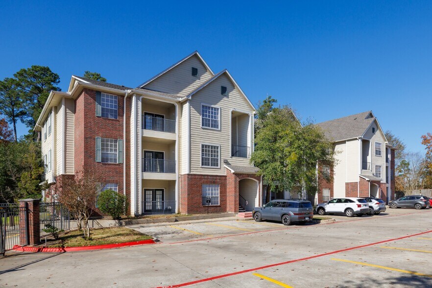 Primary Photo Of 2807 Daniel Mccall Dr, Lufkin Apartments For Sale