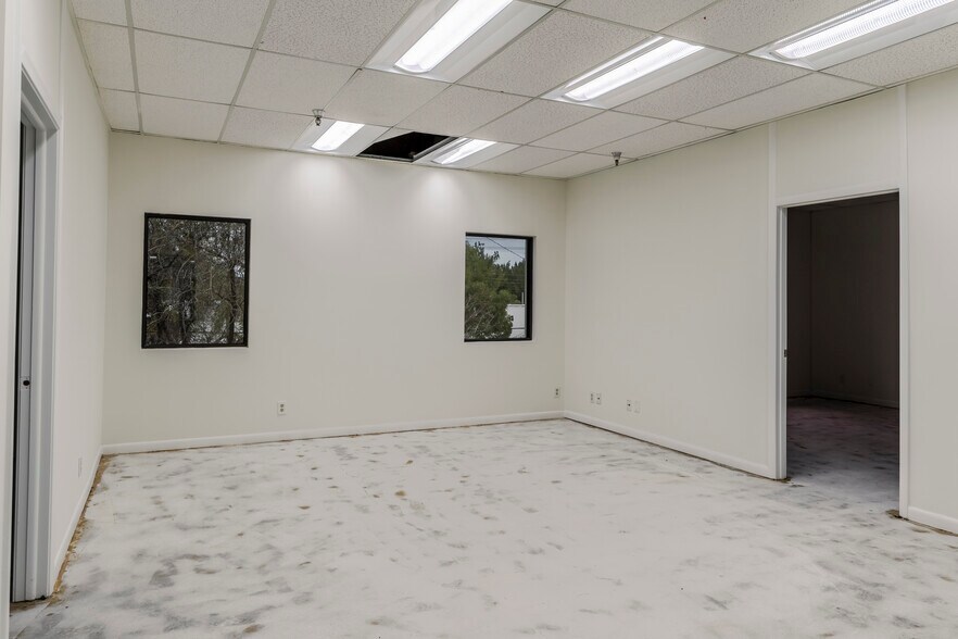 More Photos Of 5400 NW 35th Ave, Fort Lauderdale Warehouse For Lease