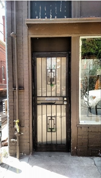 More Photos Of 2-14 S Broadway, Denver Storefront For Lease