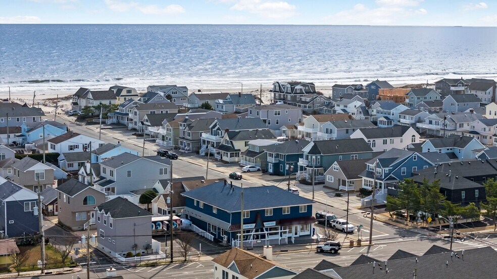 More Photos Of 65 Grand Central Ave, Lavallette Storefront Retail Residential For Sale