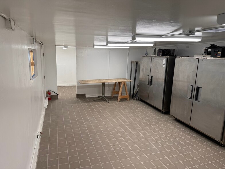 More Photos Of 4843 W Century Blvd, Inglewood Restaurant For Lease