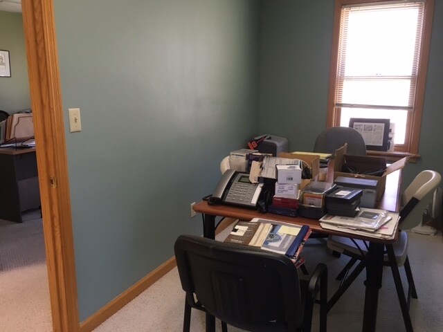 More Photos Of 8100-8116 Cazenovia Rd, Manlius Medical For Lease