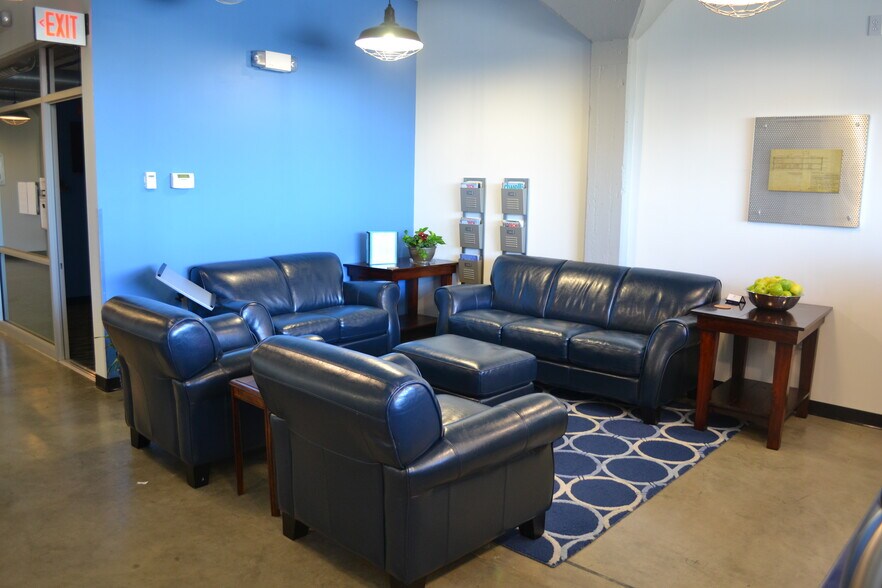 More Photos Of 1535 Hobby St, North Charleston Office For Lease