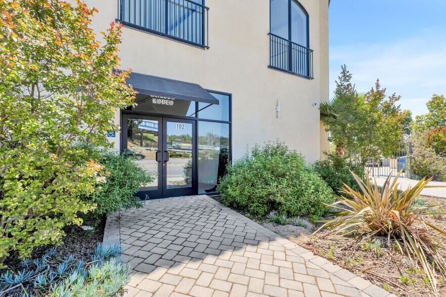 More Photos Of 4671-4681 Huntington Dr S, Los Angeles Storefront Retail Office For Sale