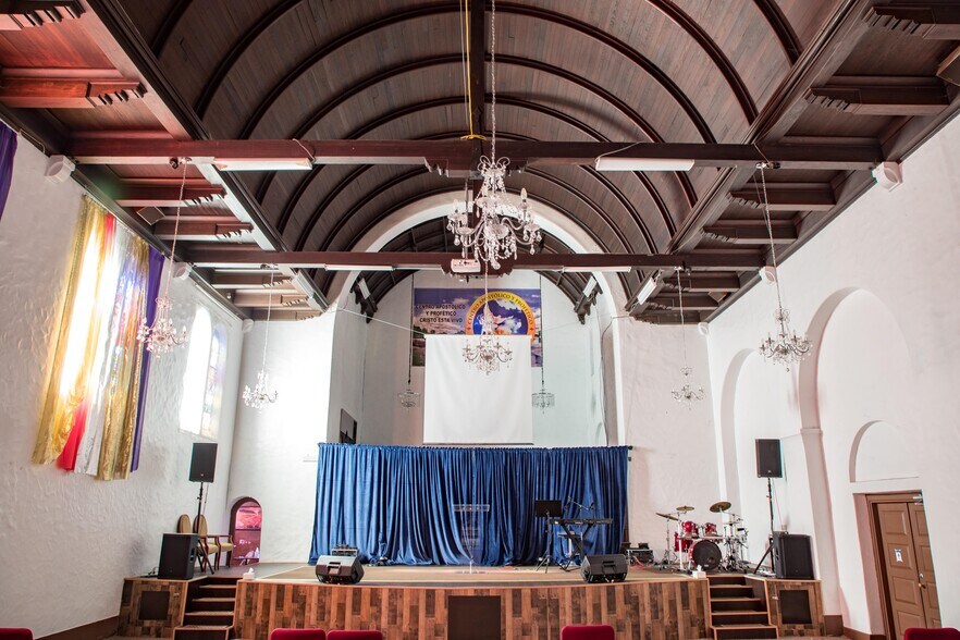 More Photos Of 125 Highland Ave, Somerville Religious Facility For Sale