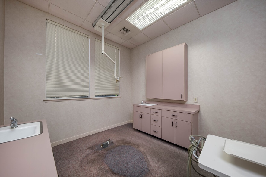 More Photos Of 756 Porter Ave, Stockton Medical For Sale