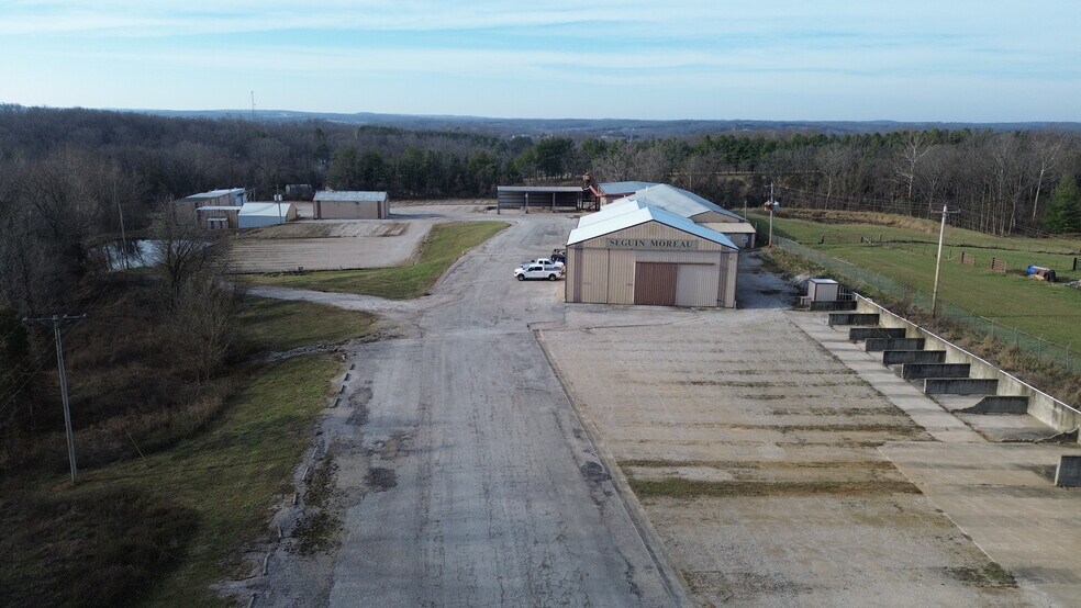 More Photos Of 4117 N Highway 61, Perryville Industrial For Sale