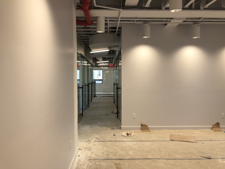 More Photos Of 839 Broadway, Brooklyn Freestanding For Lease