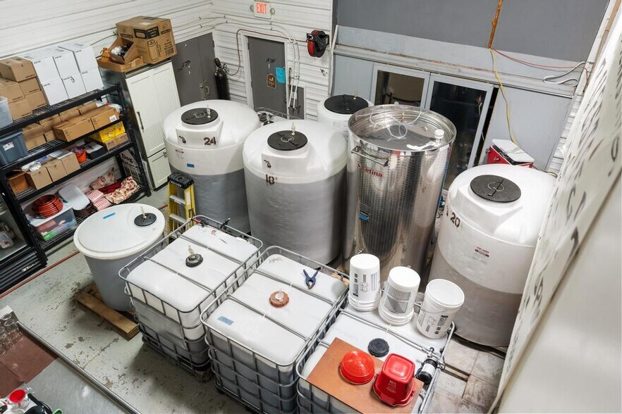 More Photos Of 9090 M-68, Alanson Storefront For Sale