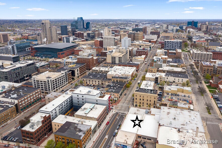 More Photos Of 200 S Division Ave, Grand Rapids Storefront Retail Office For Lease