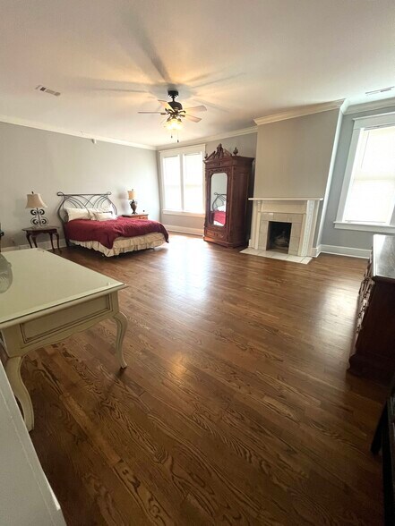 More Photos Of 1233 Peabody Ave, Memphis Office For Sale