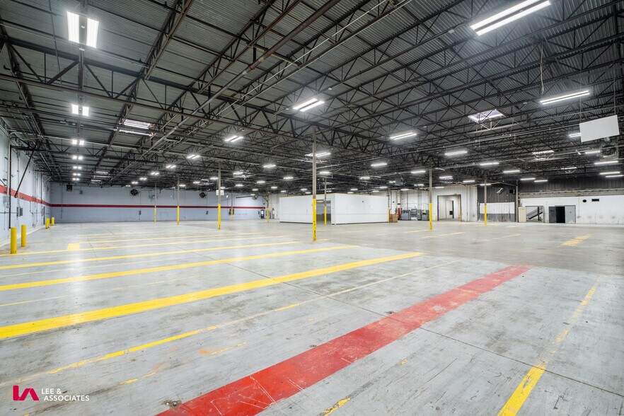 More Photos Of 5383 Truman Dr, Decatur Warehouse For Lease