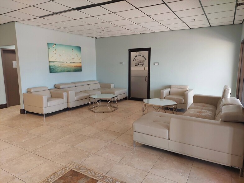 More Photos Of 2475 Palm Bay Rd NE, Palm Bay Office For Lease