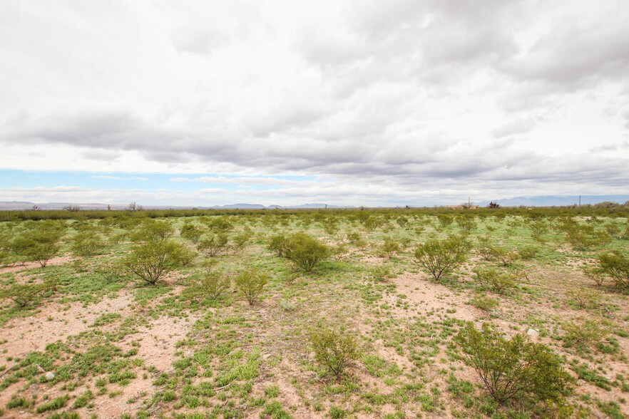 More Photos Of 5860 E Comsoft Pl, Sahuarita Land For Lease