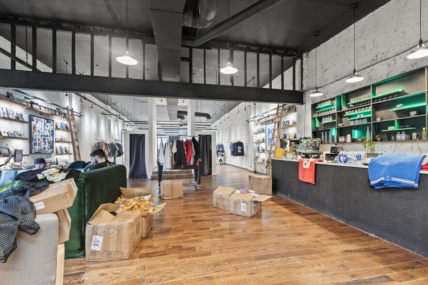 More Photos Of 1185-1205 W Broad St, Columbus Storefront Retail Office For Sale