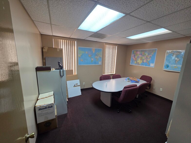 More Photos Of 21391 Carlo Dr, Clinton Township Warehouse For Sale