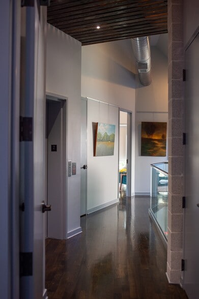 More Photos Of 1704 Dorothy Pl, Nashville Office For Sale