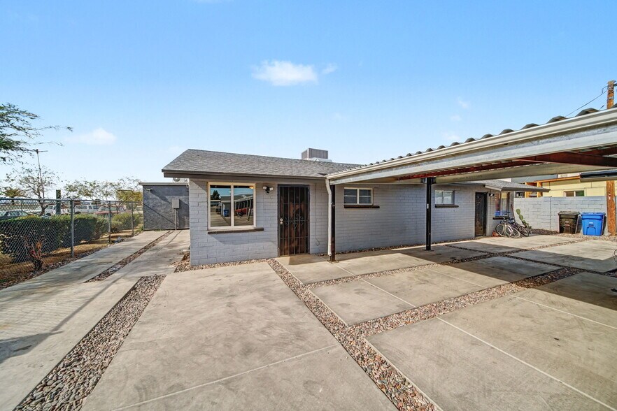 More Photos Of 4028 S 15th St, Phoenix Multifamily For Sale