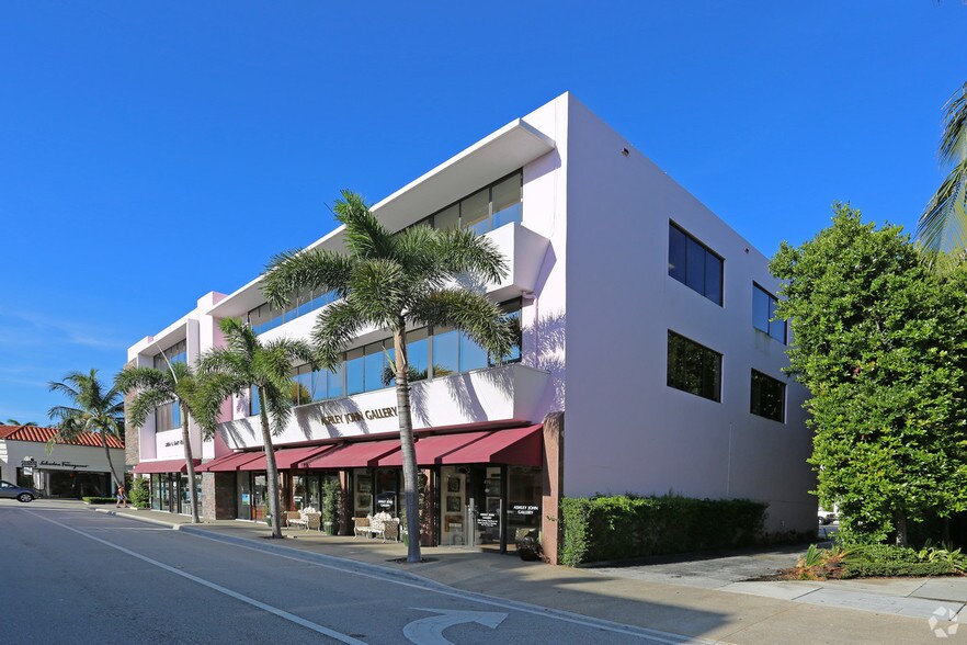 More Photos Of 201-211 Worth Ave, Palm Beach Office For Sale