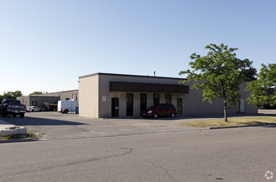 More Photos Of 1630 Sismet Rd, Mississauga Manufacturing For Lease
