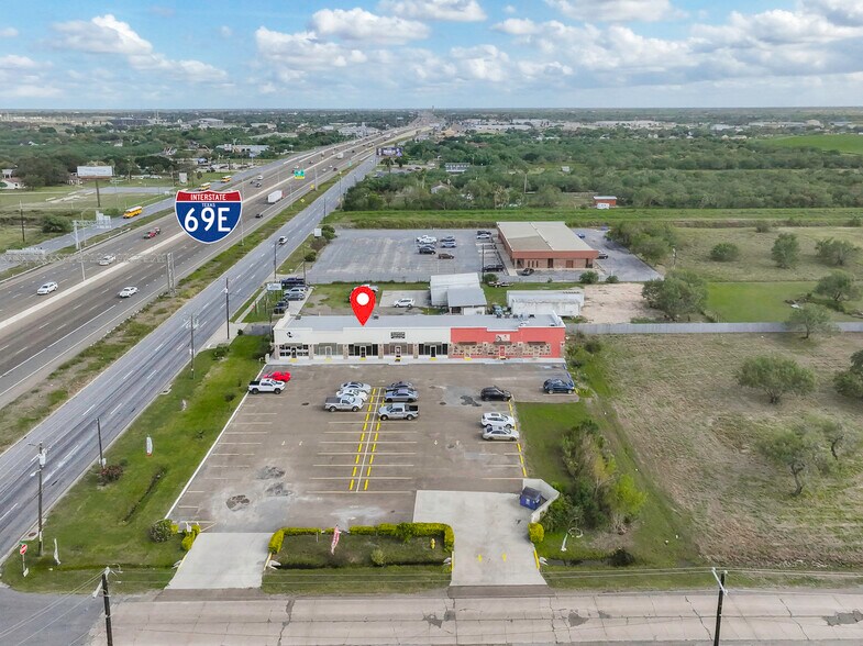 More Photos Of 801 Zillock Rd, San Benito Storefront For Lease