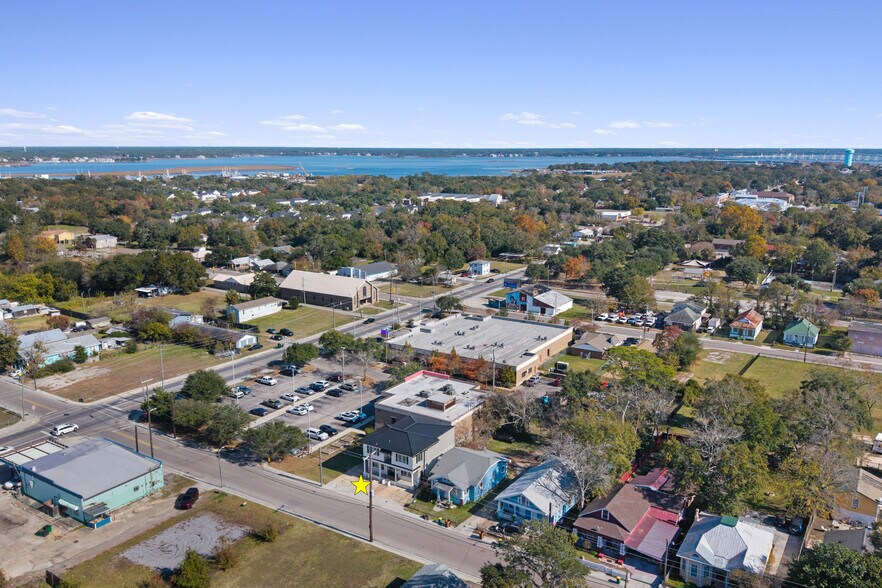More Photos Of 282 Lameuse St, Biloxi Office For Sale
