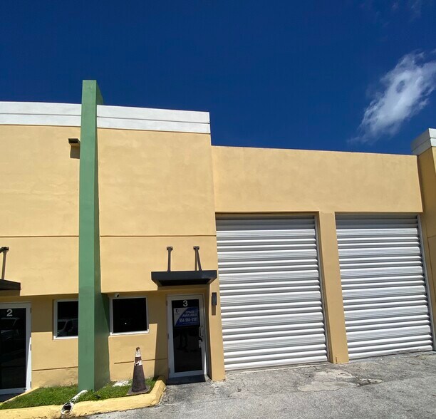 More Photos Of 3190 S State Road 7, Miramar Warehouse For Lease