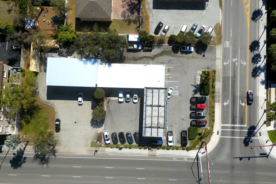 More Photos Of 2314 Fruitville Rd, Sarasota Service Station For Sale