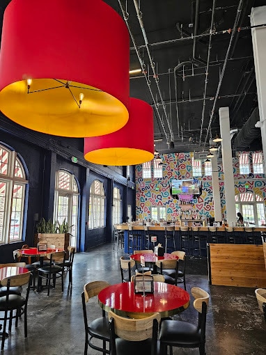 More Photos Of 1820 Hollywood Blvd, Hollywood Restaurant For Lease