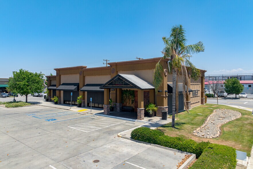 More Photos Of 4208 Rosedale Hwy, Bakersfield Storefront For Lease