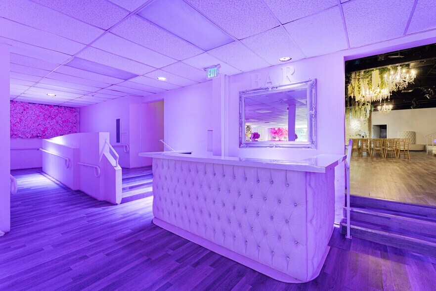 More Photos Of 6265 Van Nuys Blvd, Van Nuys Storefront For Sale