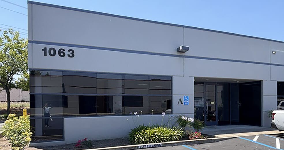 Primary Photo Of 1063 Serpentine Ln, Pleasanton Research And Development For Lease