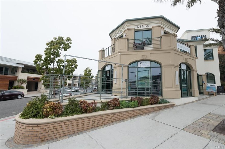 More Photos Of 205 Pier Ave, Hermosa Beach Office For Sale