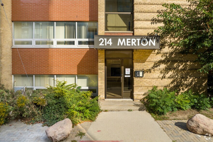 More Photos Of 214 Merton St, Toronto Office For Lease