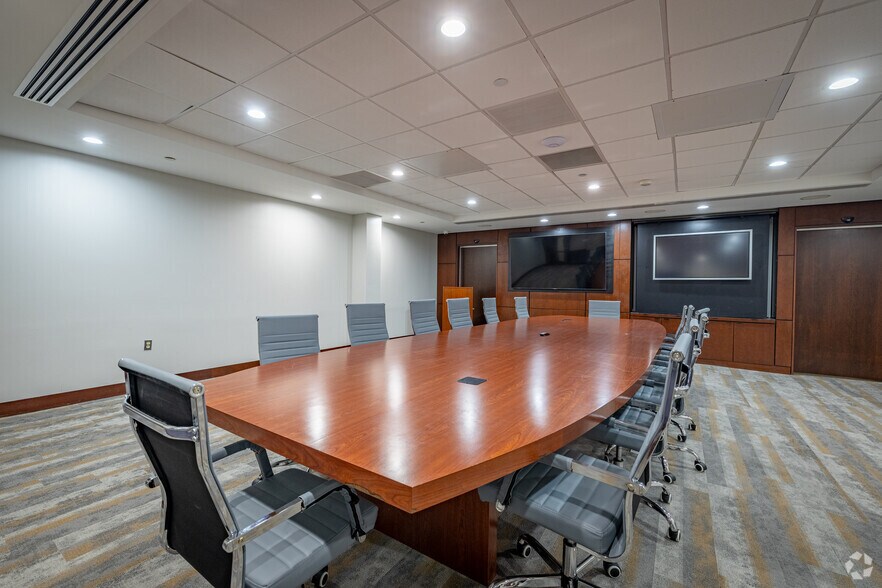 More Photos Of 7375 Executive Pl, Lanham Unknown For Lease