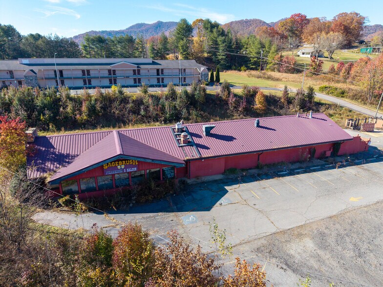 More Photos Of 1941 Champion Dr, Canton Restaurant For Lease