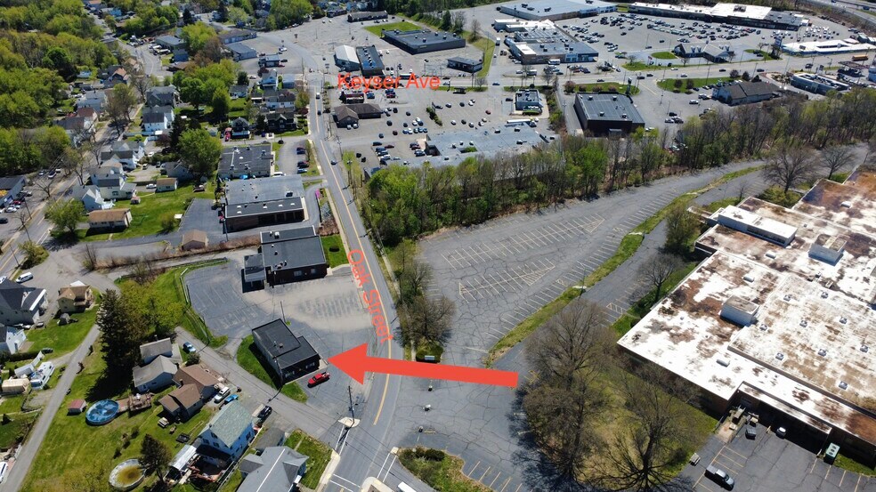 More Photos Of 922 Oak St, Scranton Office For Lease