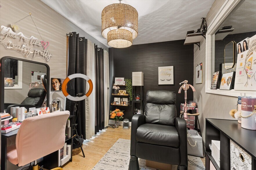 More Photos Of 51529-51541 Bittersweet Rd, Granger Office For Sale