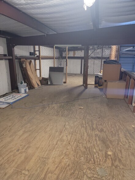 More Photos Of 16607 Kleinwood dr, Spring Warehouse For Sale