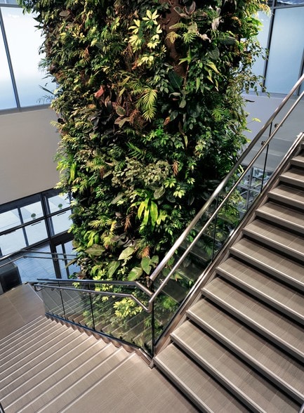 More Photos Of 3075 Hospital Gate, Oakville Medical For Lease