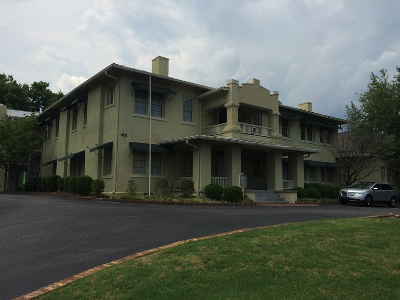 Primary Photo Of 401 Holmes Ave, Huntsville Office For Lease