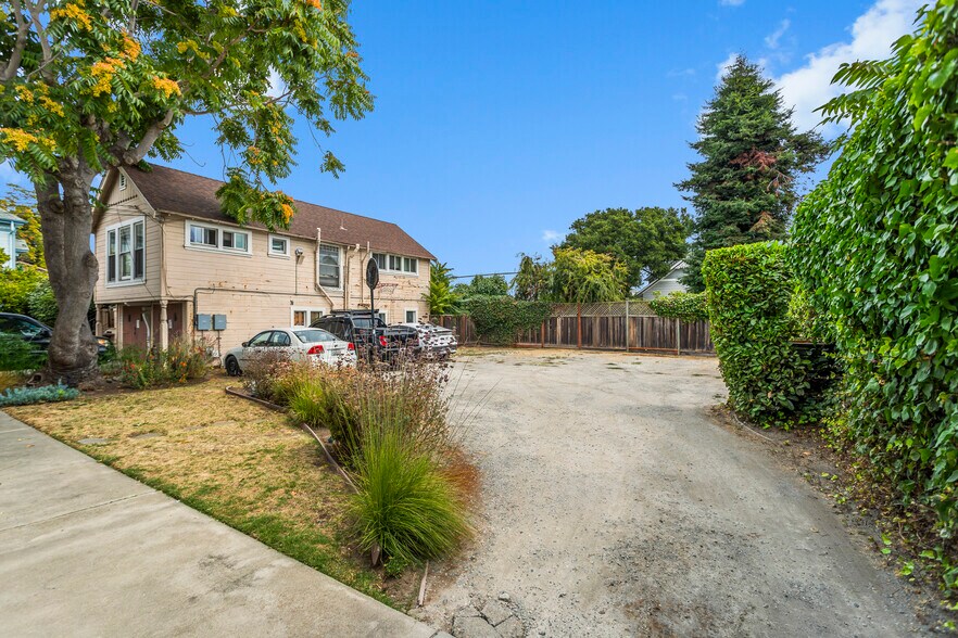 More Photos Of 954 Park St, Alameda Apartments For Sale