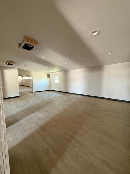More Photos Of 109 W Bridgers Ave, Auburndale Freestanding For Sale