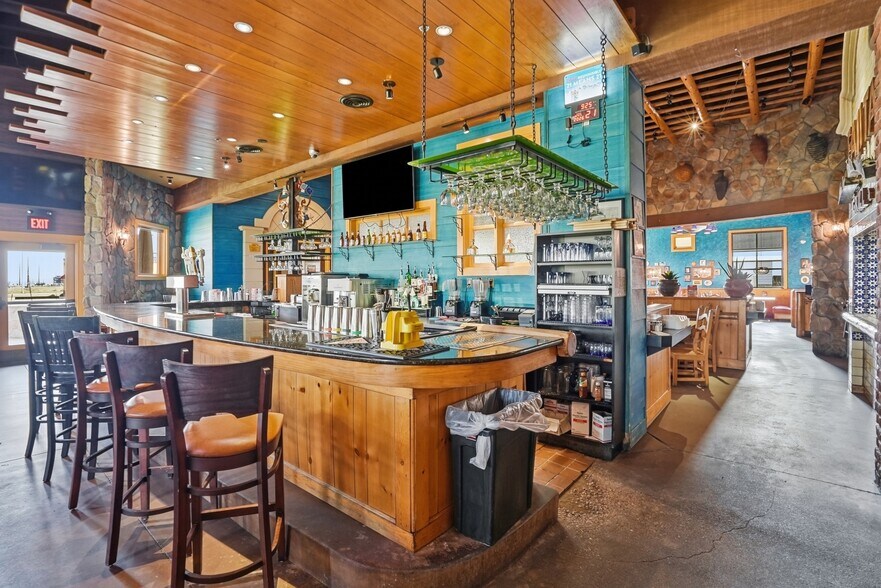 More Photos Of 1331 E North St, Rapid City Restaurant For Sale