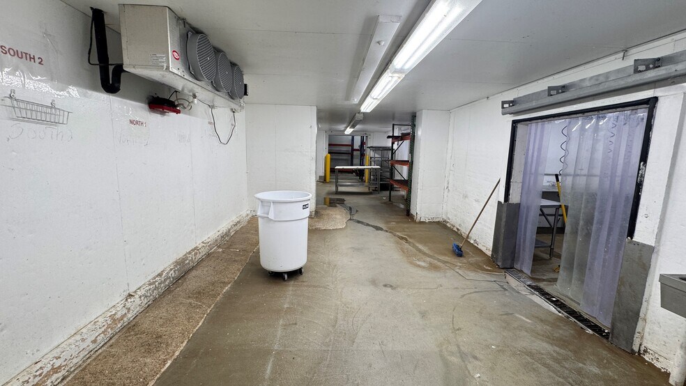 More Photos Of 3628-3682 NW 16th St, Lauderhill Light Manufacturing For Sale