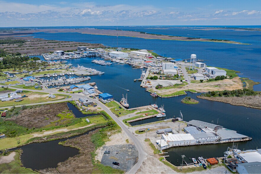 Primary Photo Of 4683 Mill Landing rd, Wanchese Land For Sale