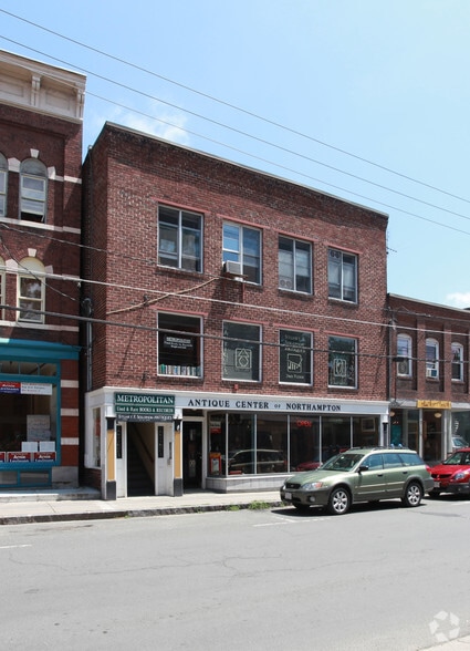 More Photos Of 9 1/2 Market St, Northampton Storefront Retail Office For Lease