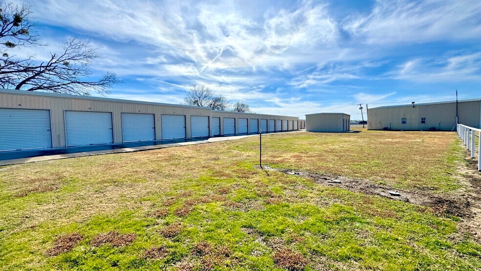 More Photos Of 36908 State Highway 64, Wills Point Multifamily For Sale